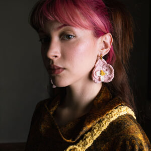 brinco-gisele-em-croche-artesanal-com-flor-100-algodao